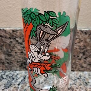 Pepsi Bugs Bunny Collector Glass